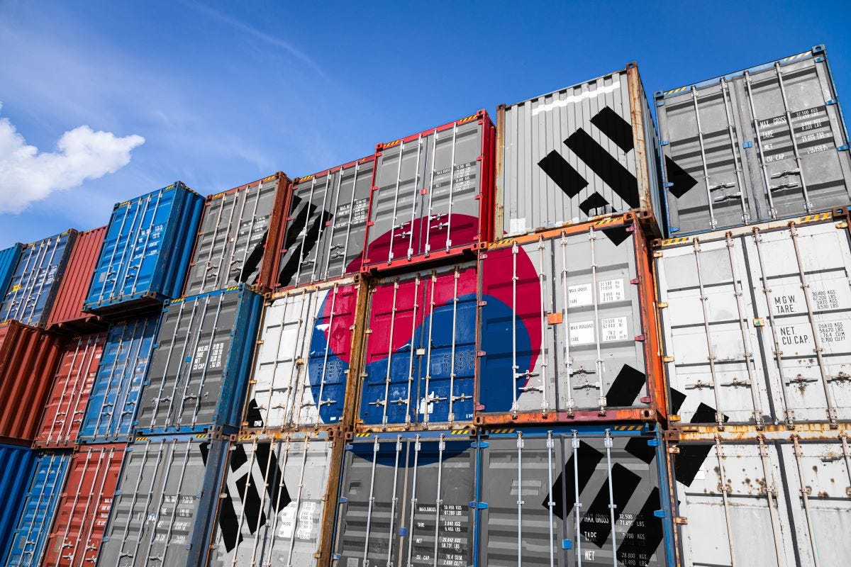 South Korea's exports continue to decline, but at a slower pace