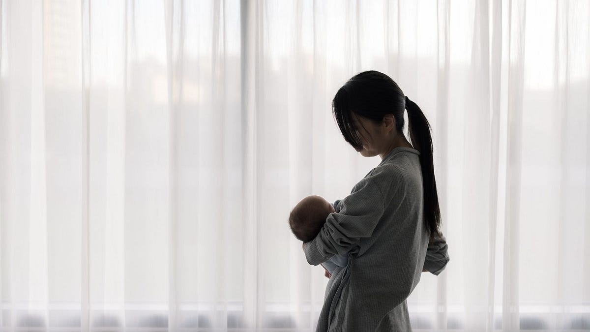 ‘Bringing forth life is costly work’ - How can the Church support postpartum women?