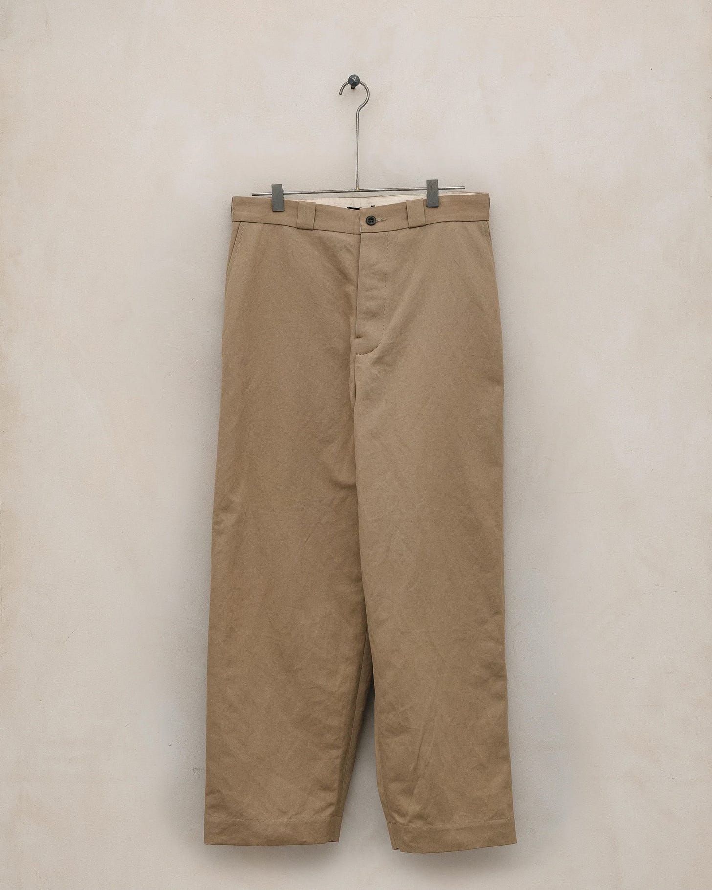 This Is How Your Chinos Should Fit - JAKE WOOLF