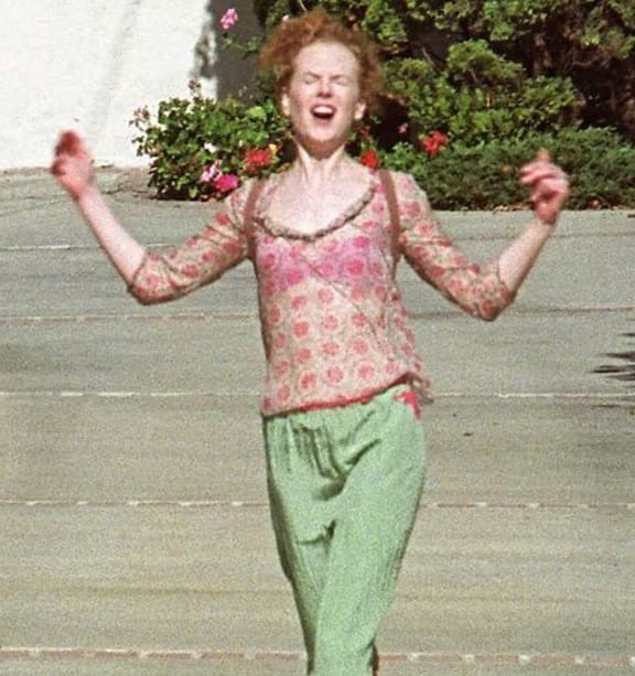 Nicole Kidman and Tom Cruise divorce: Actress explains origins of famous  photo - NZ Herald
