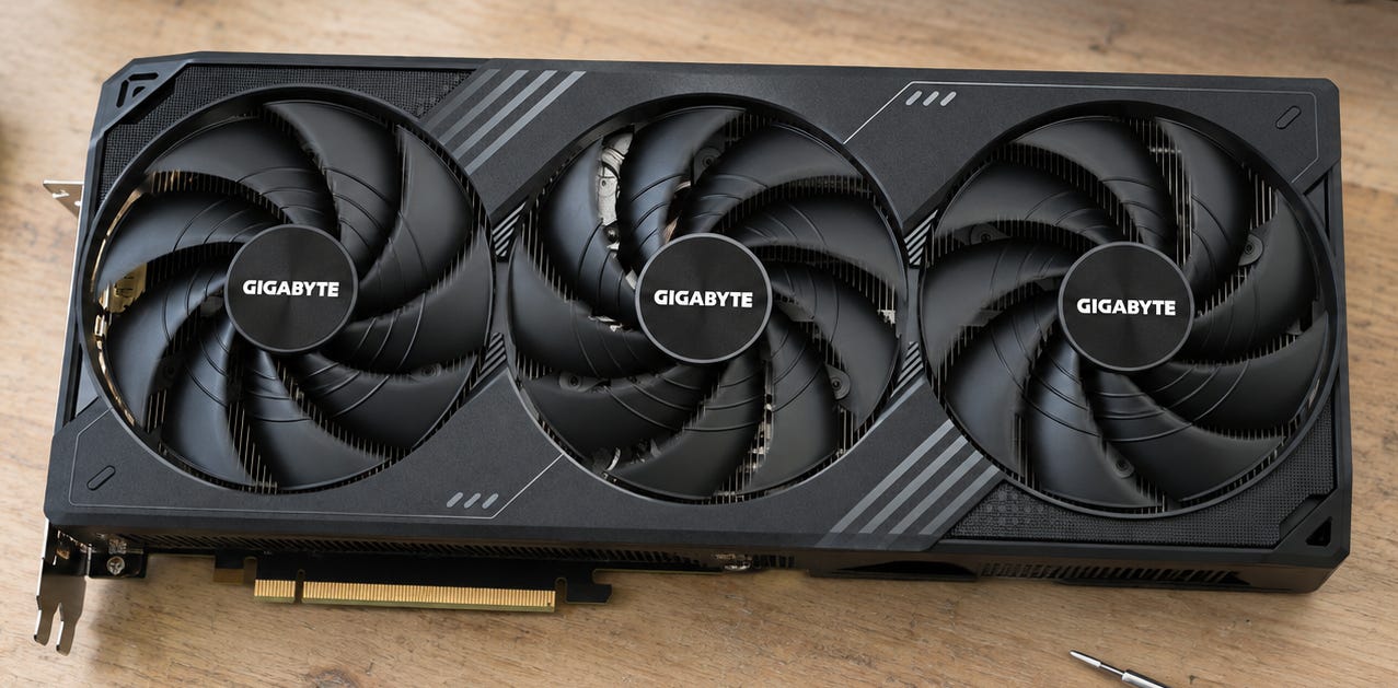 Perplexity Portable Computer GPU: RTX 3090 vs 4090 vs 5090 Perplexity Portable Computer GPU: RTX 3090 vs 4090 vs 5090
