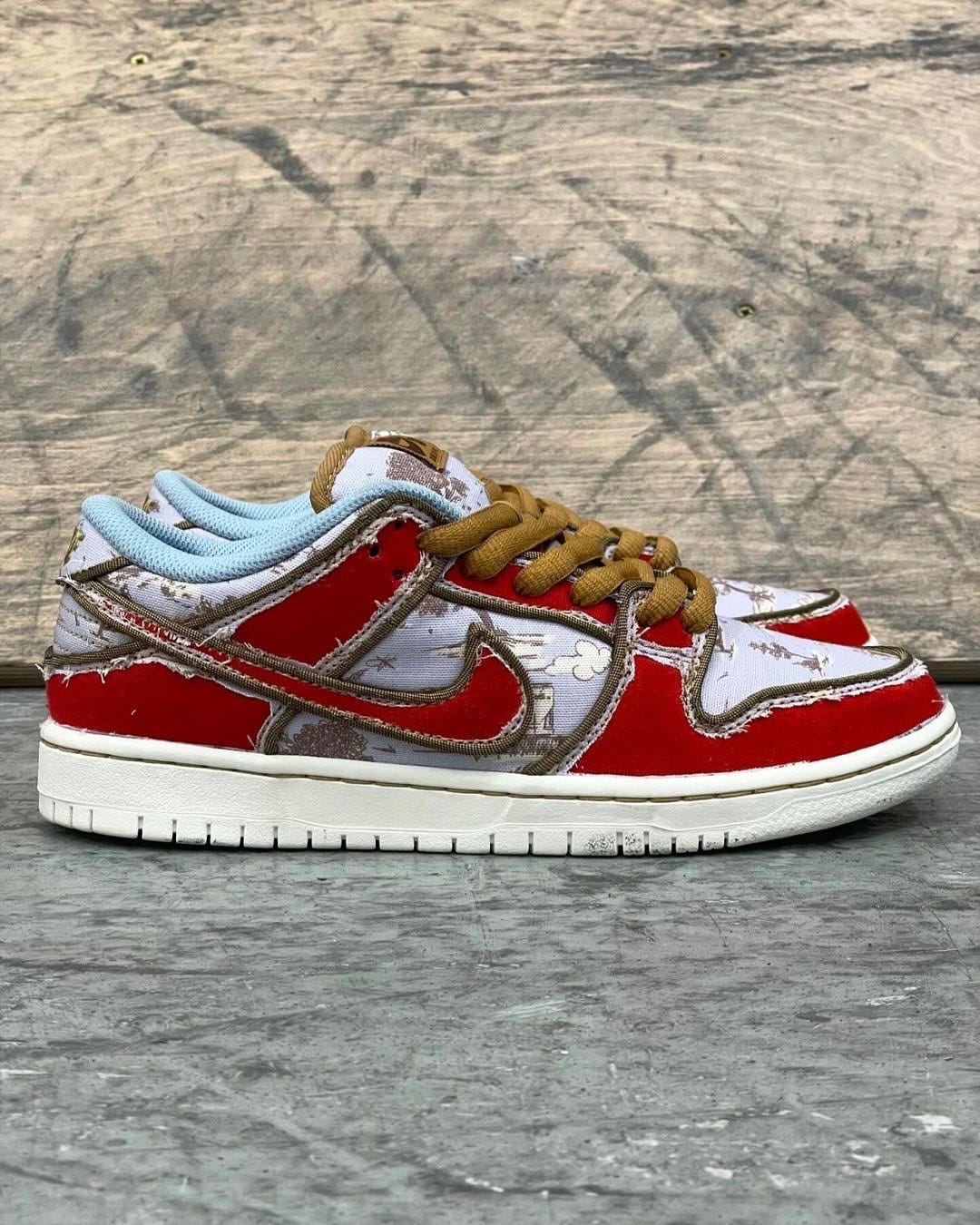 SneakerATOM on X: "The City of Style Nike SB Dunk “Pastoral Print” have a tear  away layer with red suede underneath the entire shoe 👀. 🔥/❌? 📸: IG  slamcityskates & NikeSBorNothing https://t.co/7LY8pPTU13" /