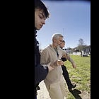 Anholdt for at være partsrepræsentant for en familie, hvis børn kommunen vil holde tvangsanbragt