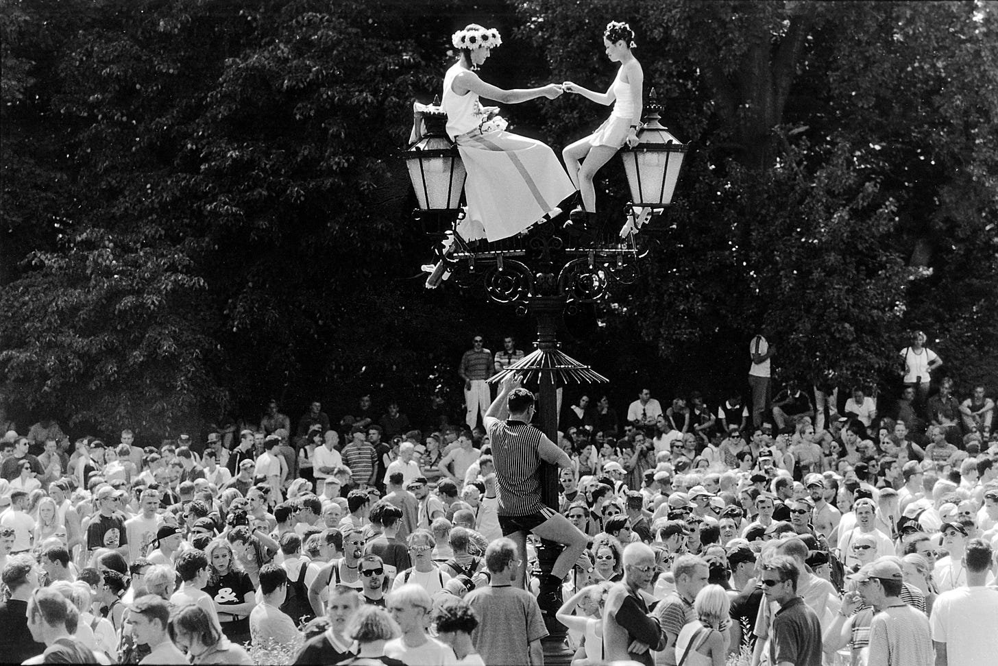 <div class='fn'> <div style='font-size:0.9em;display:inline-block;'>German: <div style='display:inline-block' dir='ltr' lang='de'><i>Love Parade Berlin 1996</i></div></div><div style='display: none;'>title QS:P1476,de:'Love Parade Berlin 1996'</div> <div style='display: none;'>label QS:Lde,'Love Parade Berlin 1996'</div> <div style='display: none;'>label QS:Lde,'Love Parade Berlin 1996'</div></div>