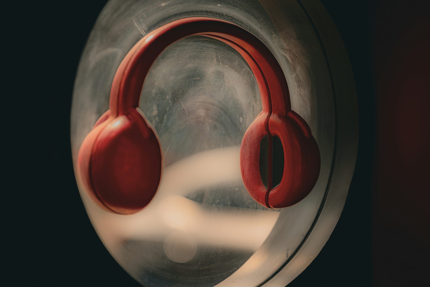 A drawing of red headphones