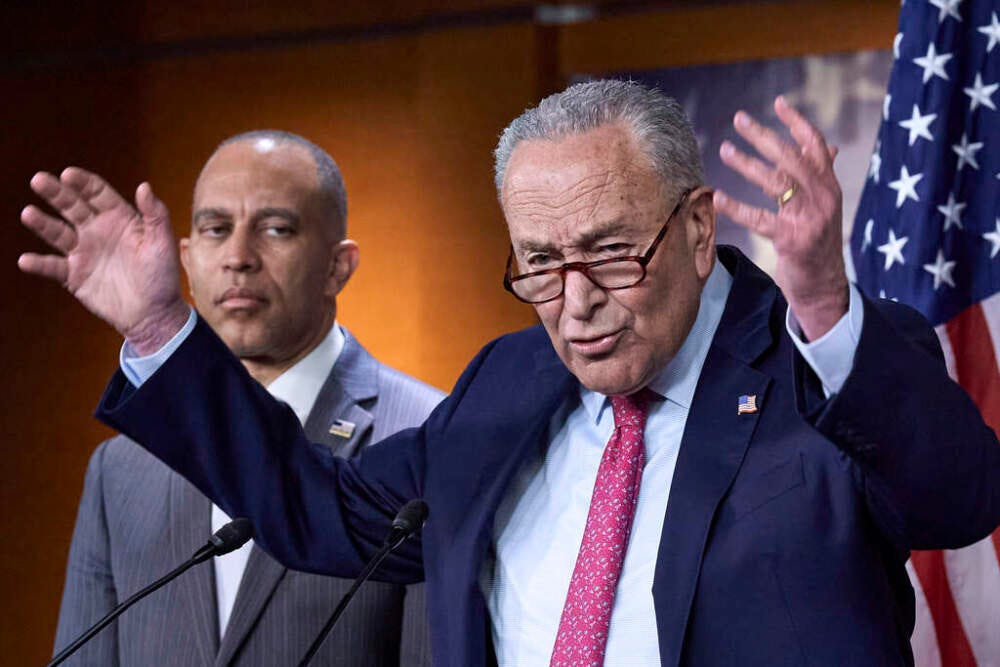 Trump to meet Monday with top four congressional leaders as government  shutdown risk looms | WBUR News