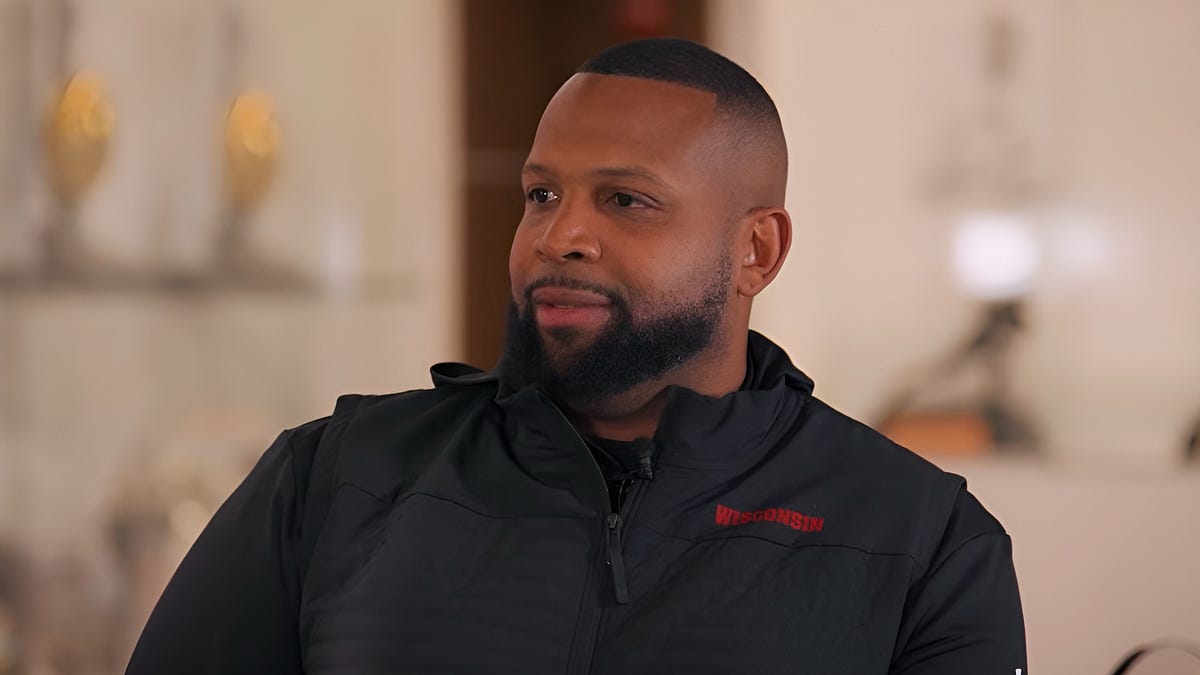 Wisconsin running backs coach Jayden Everett outlines vision for Badgers backfield