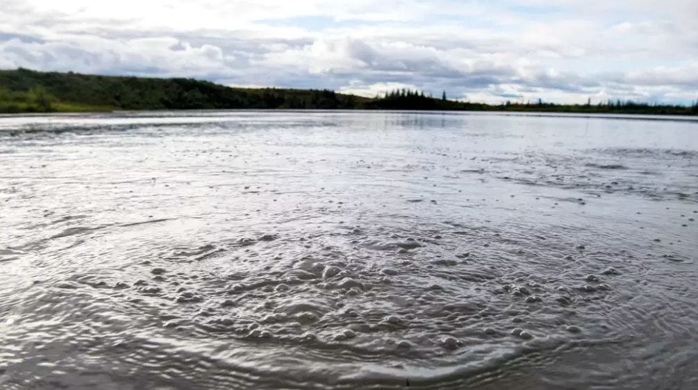 lakes-emitting-gas lakes-emitting-gas