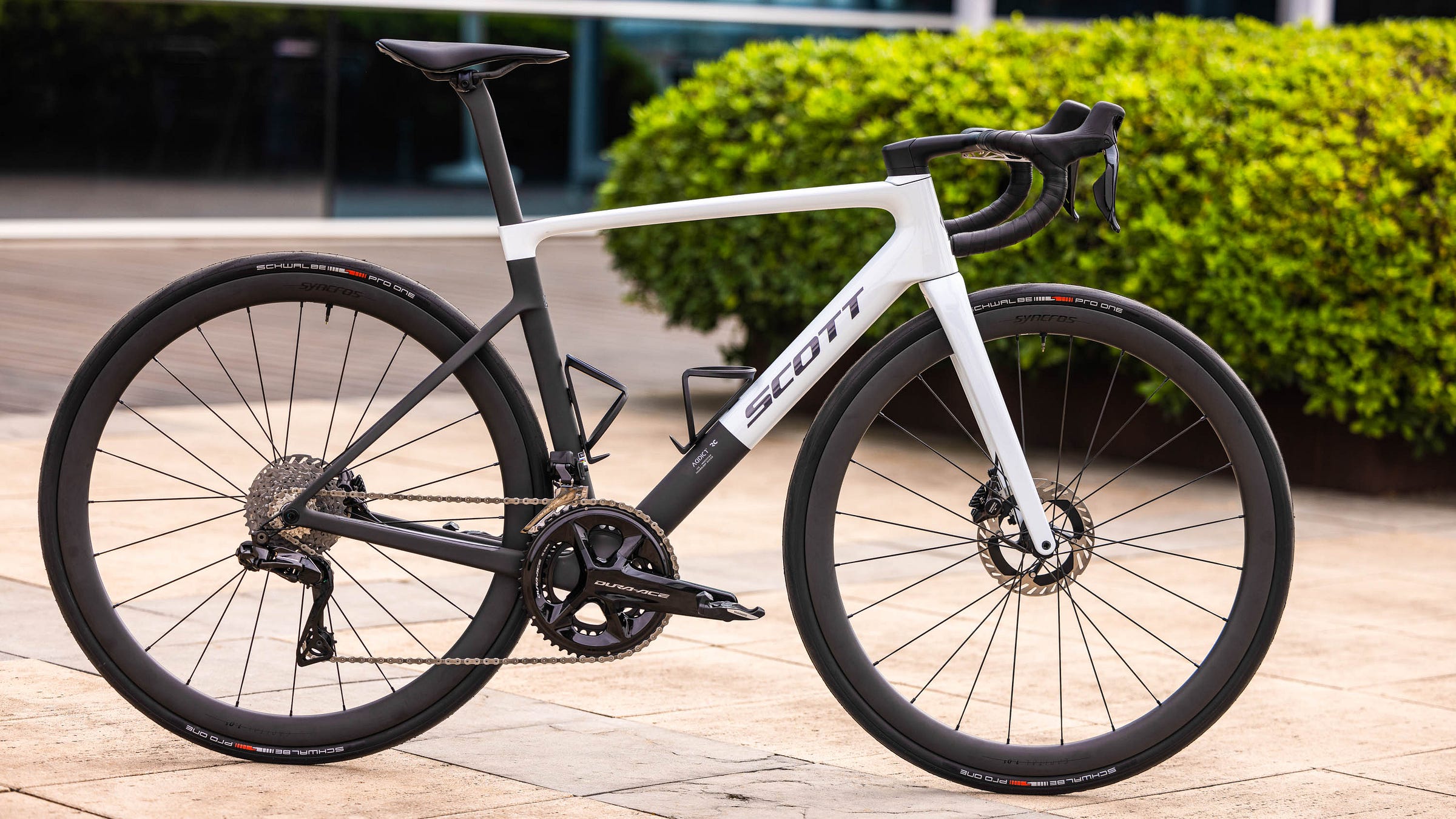 2025 Scott Addict RC - by James Huang - n-1