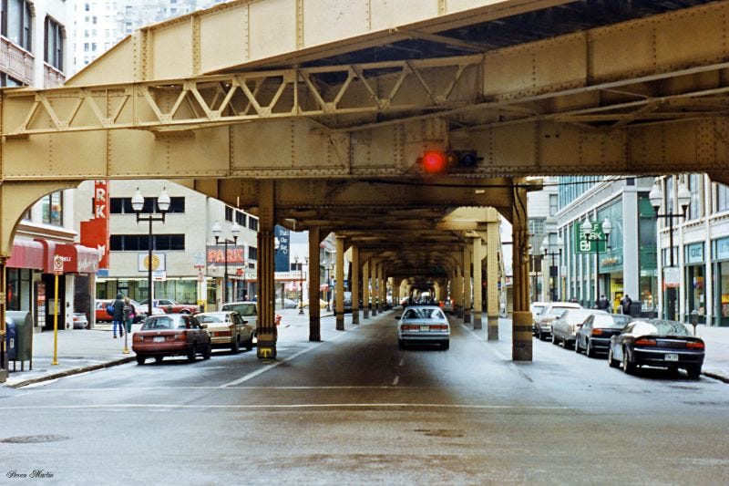 Wabash Avenue looking south from Lake Street, a classic view of downtown Chicago, February 1996. Wabash Avenue looking south from Lake Street, a classic view of downtown Chicago, February 1996.