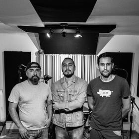 White night - Threenomio al descuadrado