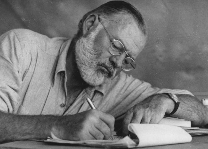 Ernest Hemingway foi um autor brilhante para a literatura do século XX