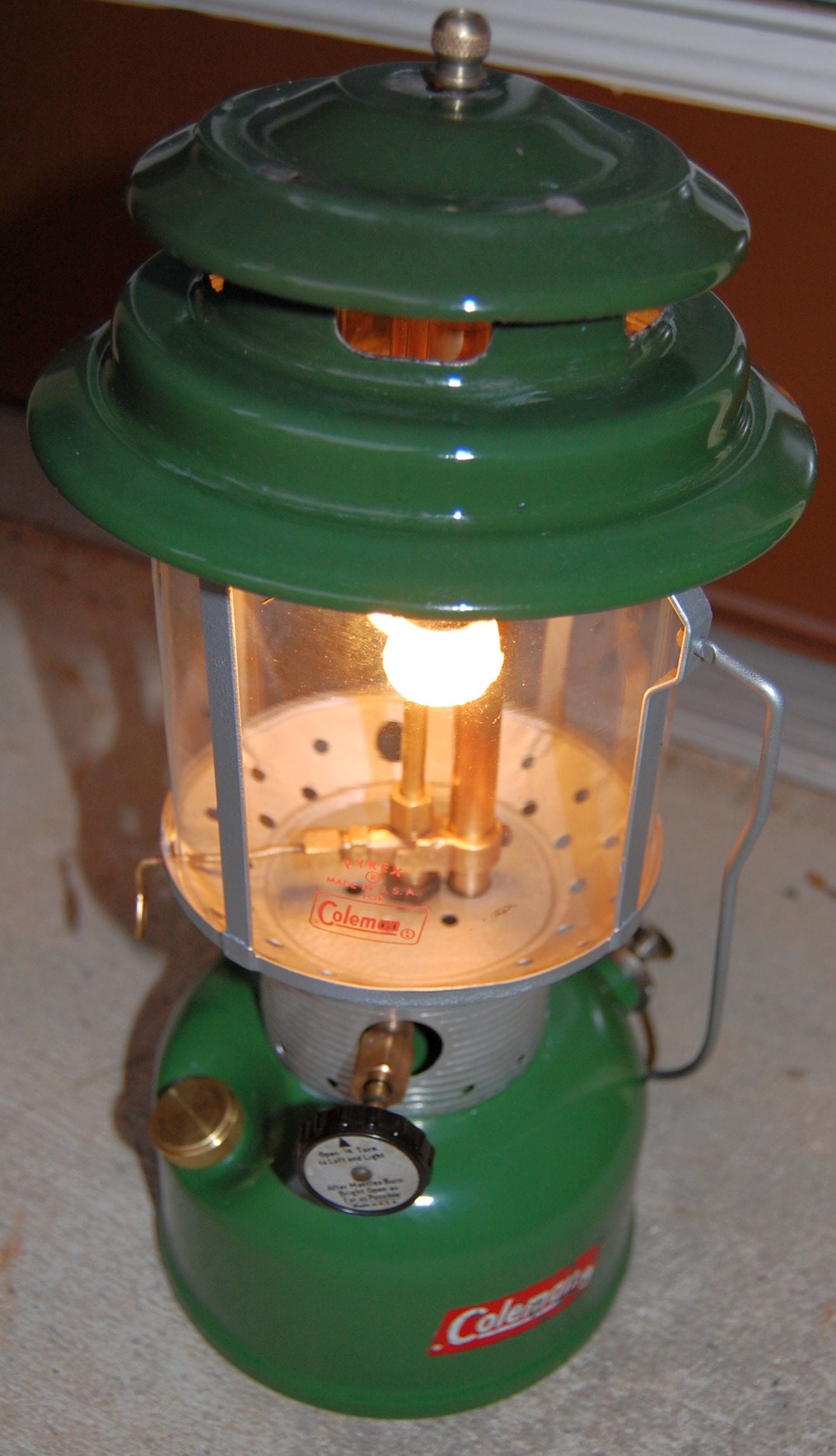 Coleman Lantern - Wikipedia