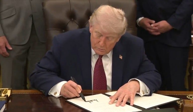 Cognitively Declining Trump Wants Praise For Being Able To Sign His Name