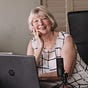 Elizabeth Morris's avatar