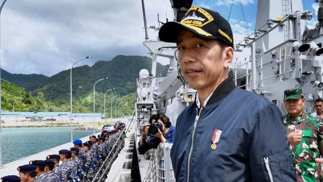 TNI: Kapal China Tinggalkan ZEE Usai Jokowi Kunjungi Natuna TNI: Kapal China Tinggalkan ZEE Usai Jokowi Kunjungi Natuna