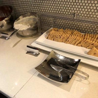 Toronto YYZ Air Canada Maple Leaf Transborder lounge