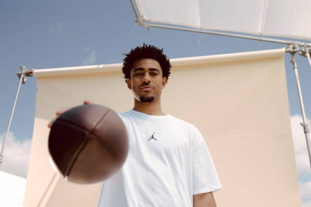 Former Alabama QB Bryce Young signs endorsement deal with Jordan Brand -  The Athletic