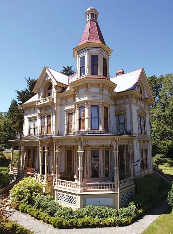 Flavel House Museum - Clatsop County Historical Society
