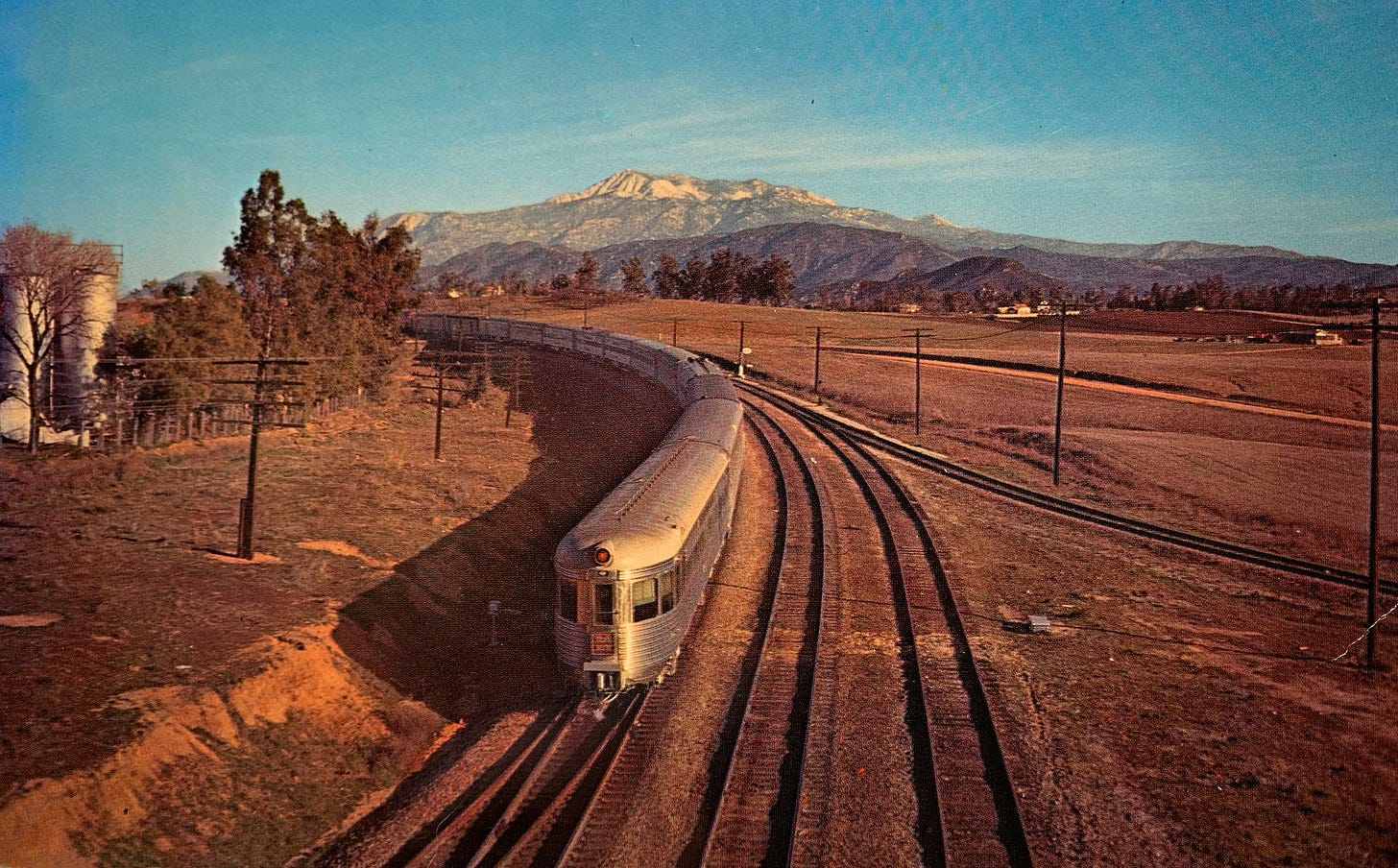 Golden State" (Train): Consist, Schedule, Route, Timetable