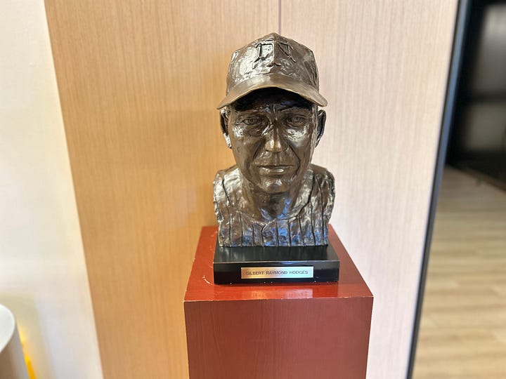 statue, memorbilia, rotunda