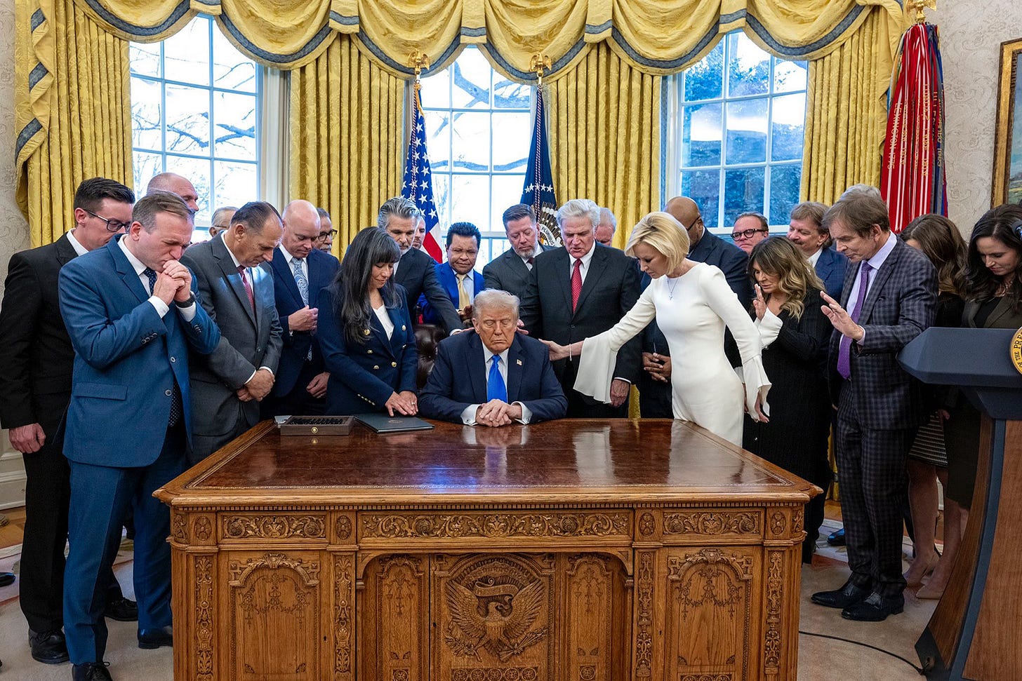 Trump Reestablishes White House Faith Office, Places Paula White-Cain in  Charge - Word&Way