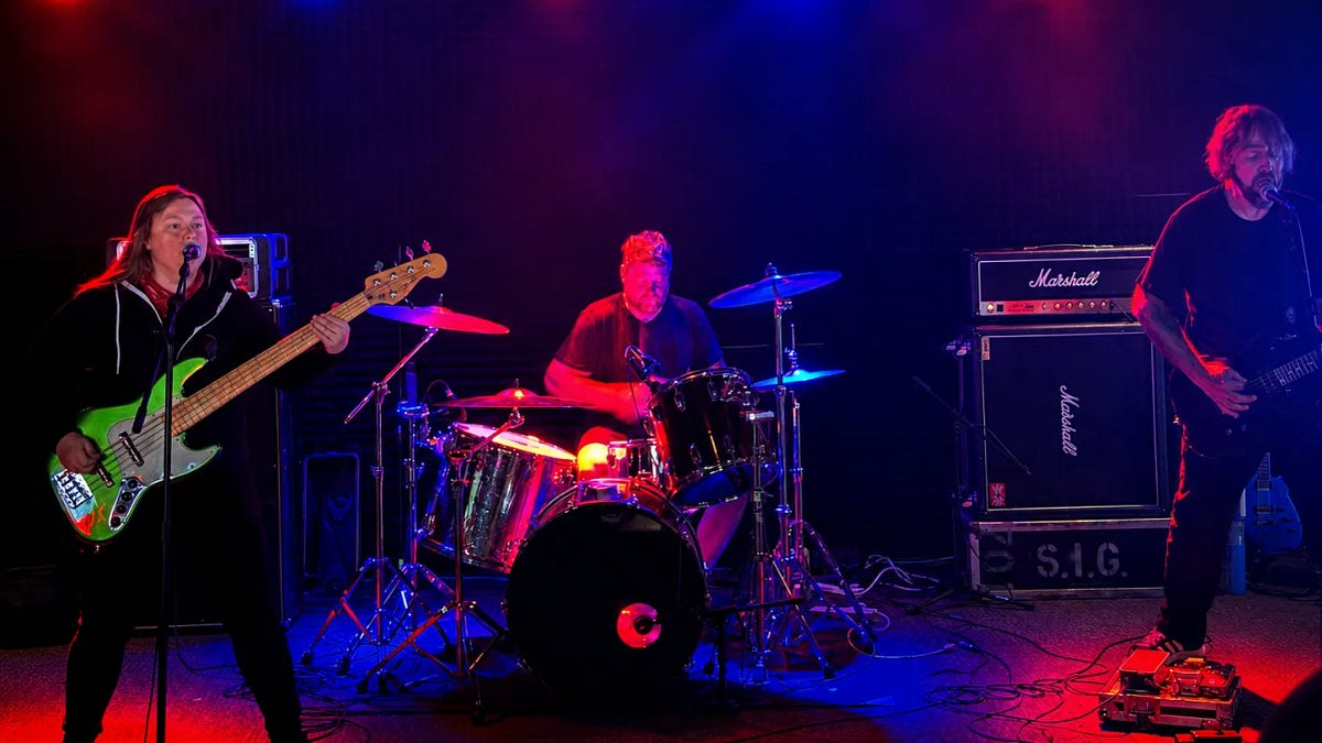 MΩTHER, Dragged Out To Sea and Exhausted bring heavy music to The Den in Sioux Falls