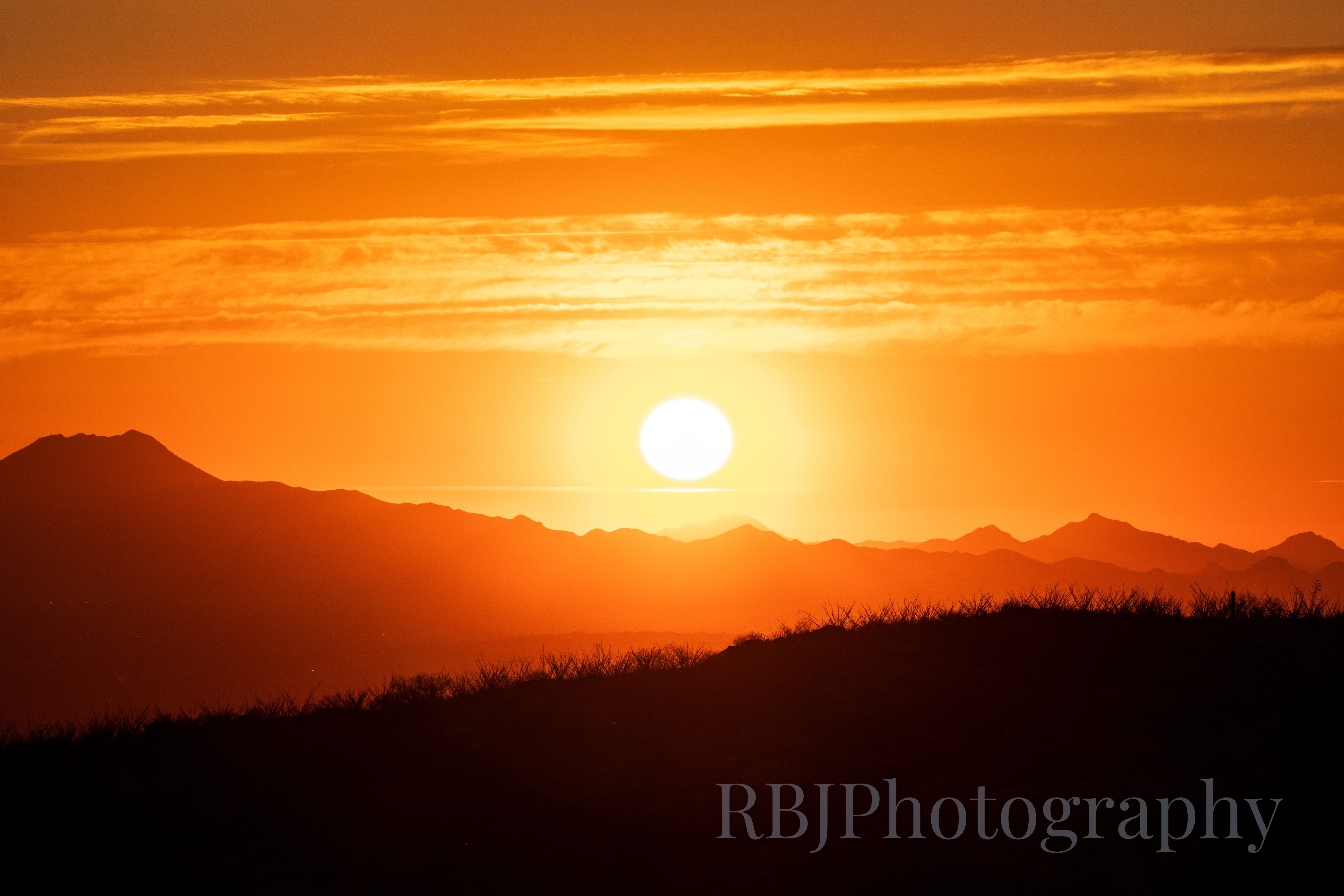 トリシア・ブチャナン・ベンソン、【Stich Sunset】 45 minutes of a Tucson, Arizona sunset - by Rachel Jeffrey