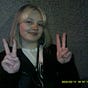 chloe b's avatar
