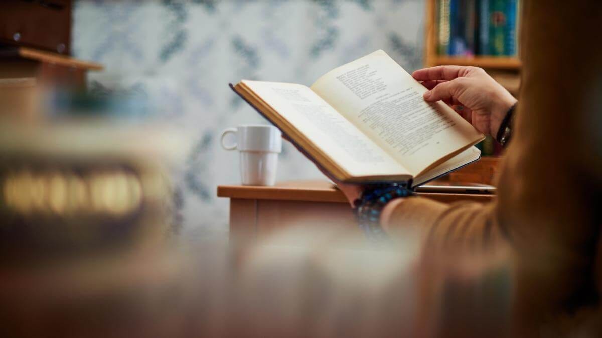 13 Must-Read Books for CEOs in 2024 | Fellow.app