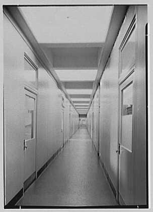Bell_Telephone_Laboratory,_Murray_Hill,_New_Jersey._LOC_gsc.5a08430.jpg (304×420)