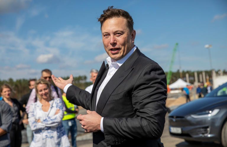 Elon Musk brands ‘cisgender’ a ‘heterophobic word’!