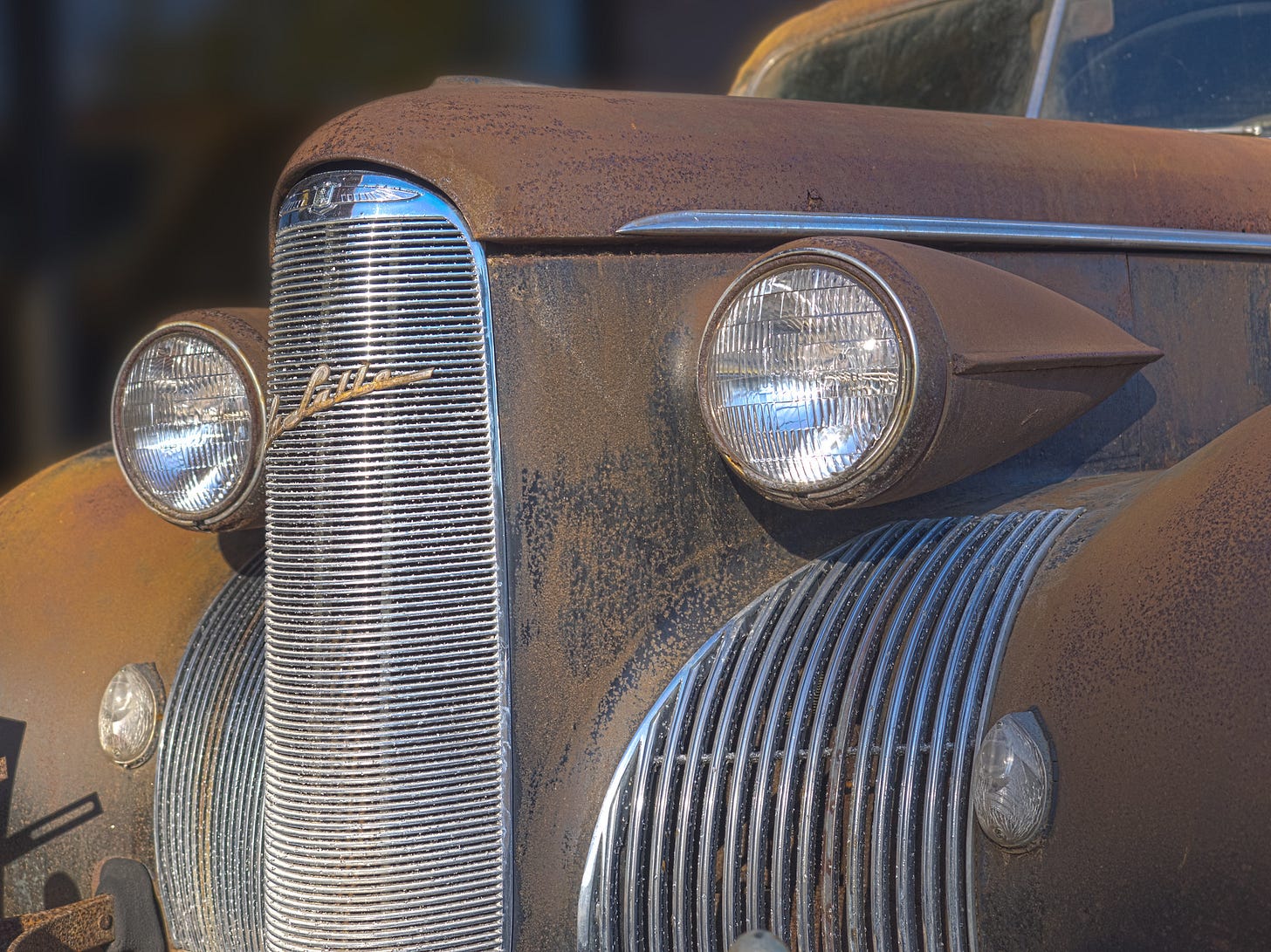 Grill of a LaSalle automobile