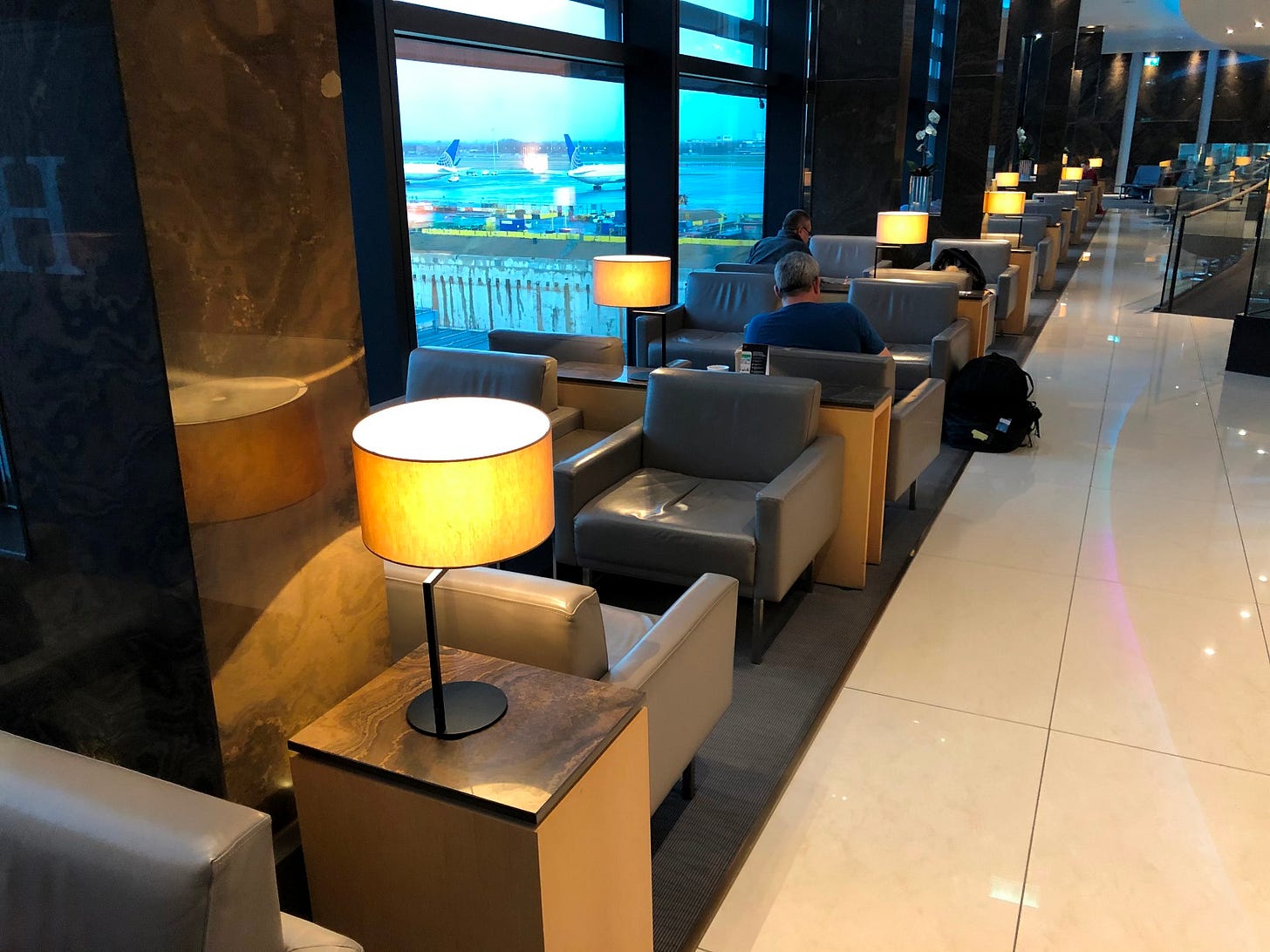Air Canada Maple Leaf Lounge T2B LHR