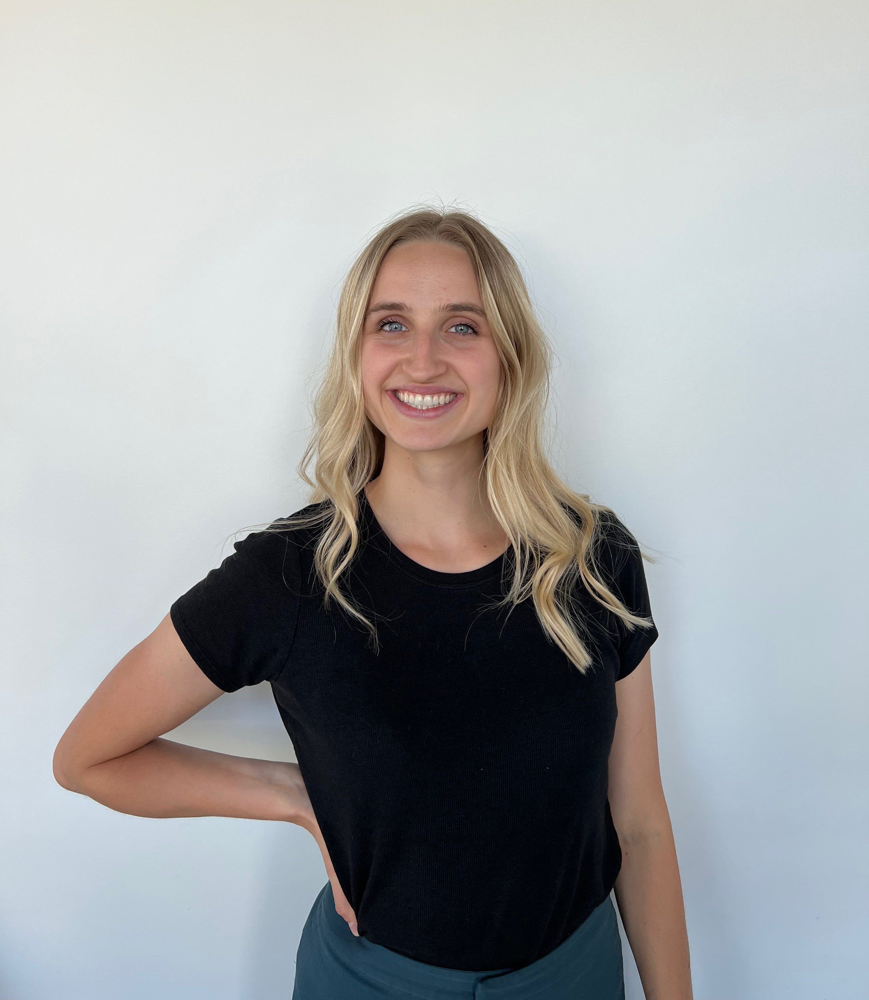 Slow Looking with Alessia Love