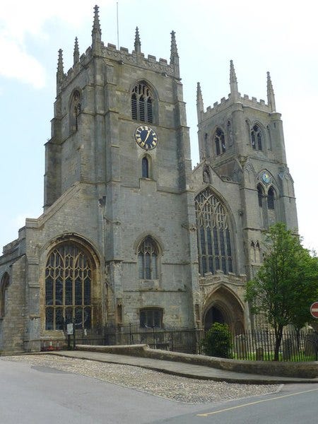 File:King's Lynn Minster, or St. Margaret's church, St. Margaret's Place, King's Lynn - geograph.org.uk - 2979235.jpg