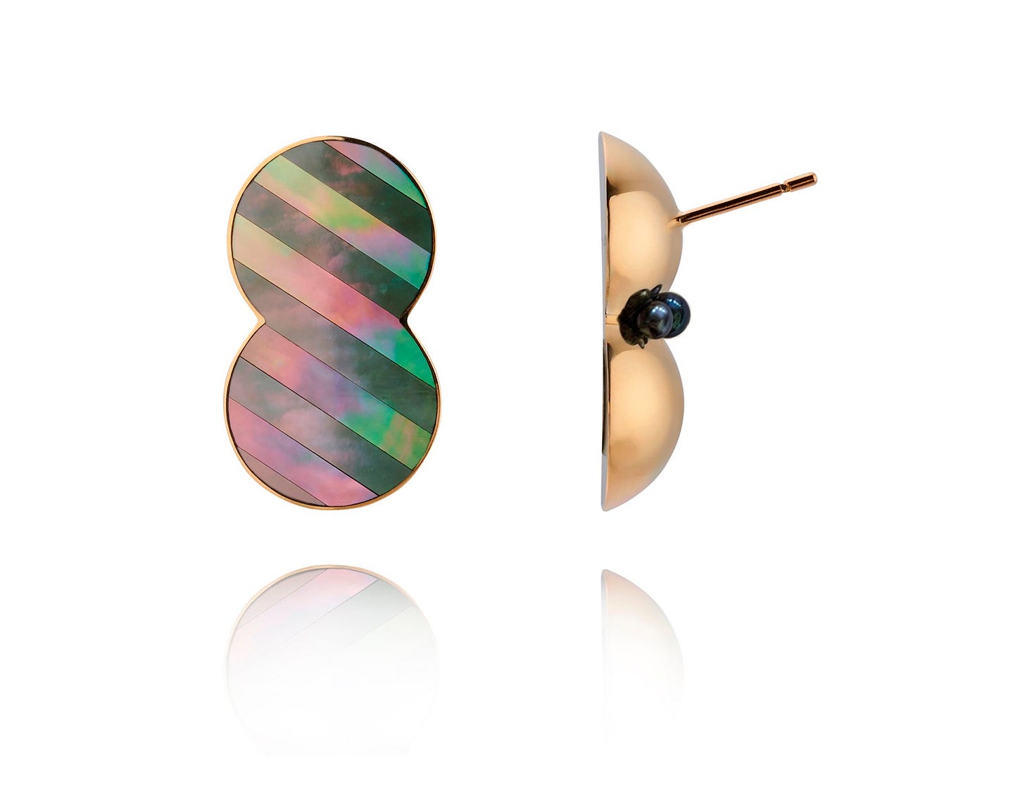The Aligned 8 earrings by Melanie Georgacopoulos, peacock mother of pearl and peacock freshwater pearls, 18ct gold. The Aligned 8 earrings by Melanie Georgacopoulos, peacock mother of pearl and peacock freshwater pearls, 18ct gold.