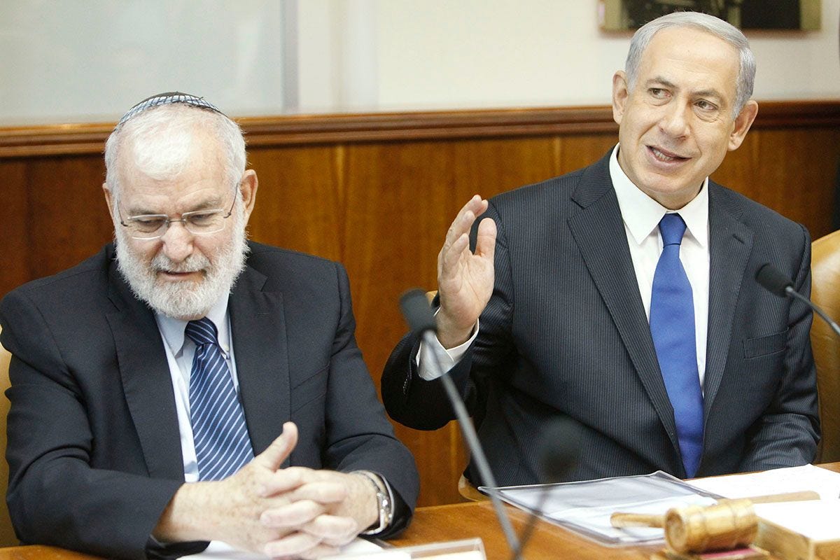 Israeli Prime Minister Benjamin Netanyahu (R) seen with National Security Adviser Ya'akov Amidror (L) during the weekly cabinet meeting at PM Netanyahu's office in Jerusalem on November 03, 2013. (Photo by Miriam Alster/Flash90) Israeli Prime Minister Benjamin Netanyahu (R) seen with National Security Adviser Ya'akov Amidror (L) during the weekly cabinet meeting at PM Netanyahu's office in Jerusalem on November 03, 2013. (Photo by Miriam Alster/Flash90)