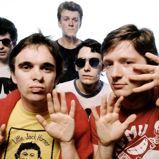 We had to dumb ourselves down to fit in': Squeeze's Glenn Tilbrook and  Chris Difford on finally making the first album they wrote as teens |  Squeeze | The Guardian