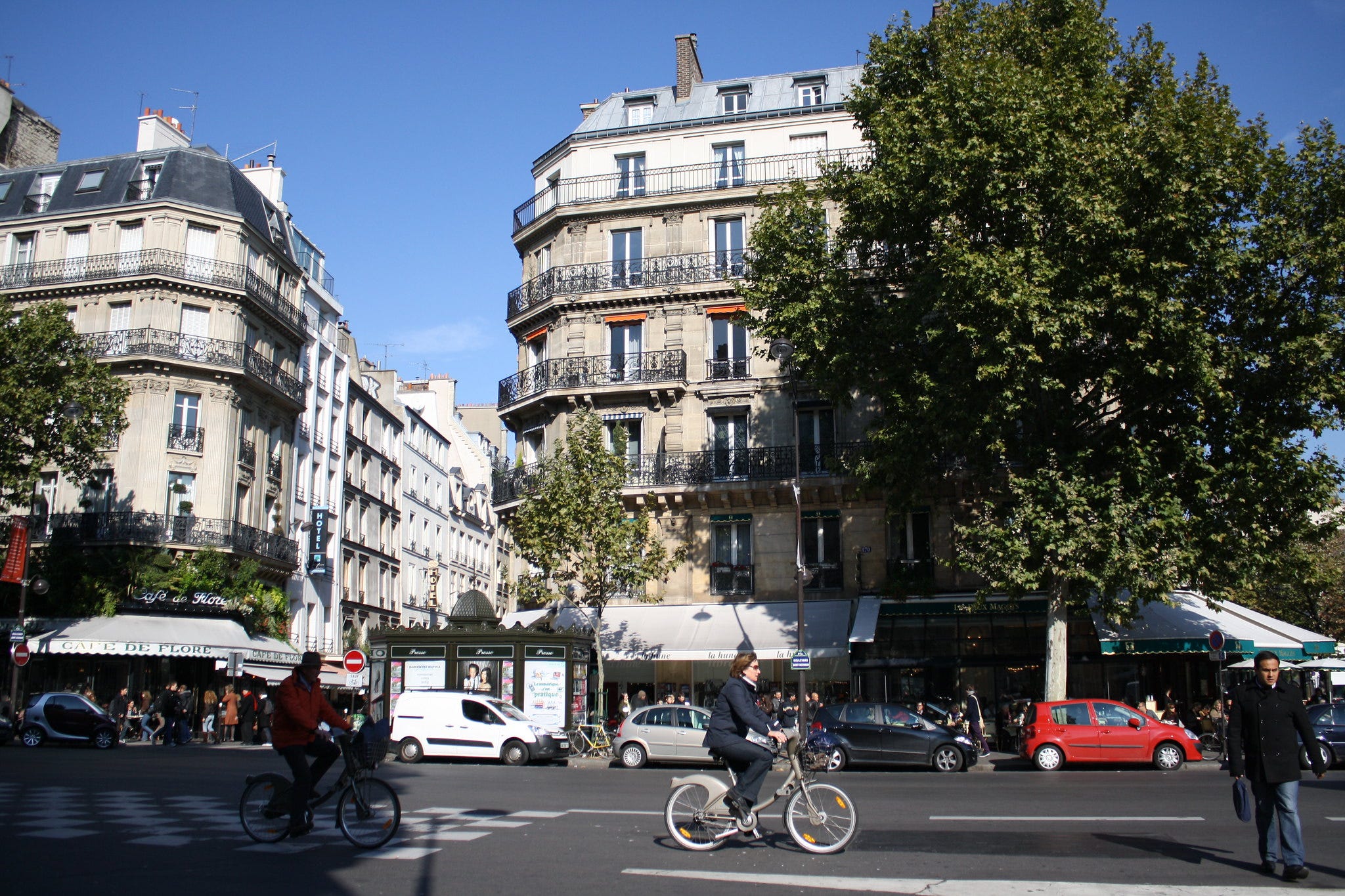 St Germain – Boulevard Where to Eat around Saint-Germain - by Meg Zimbeck