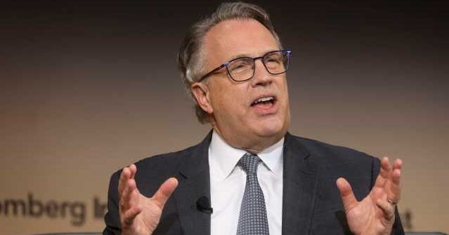 New York Fed President John William Focuses on Inflation as Tariffs Shake  Up Economy - Barron's