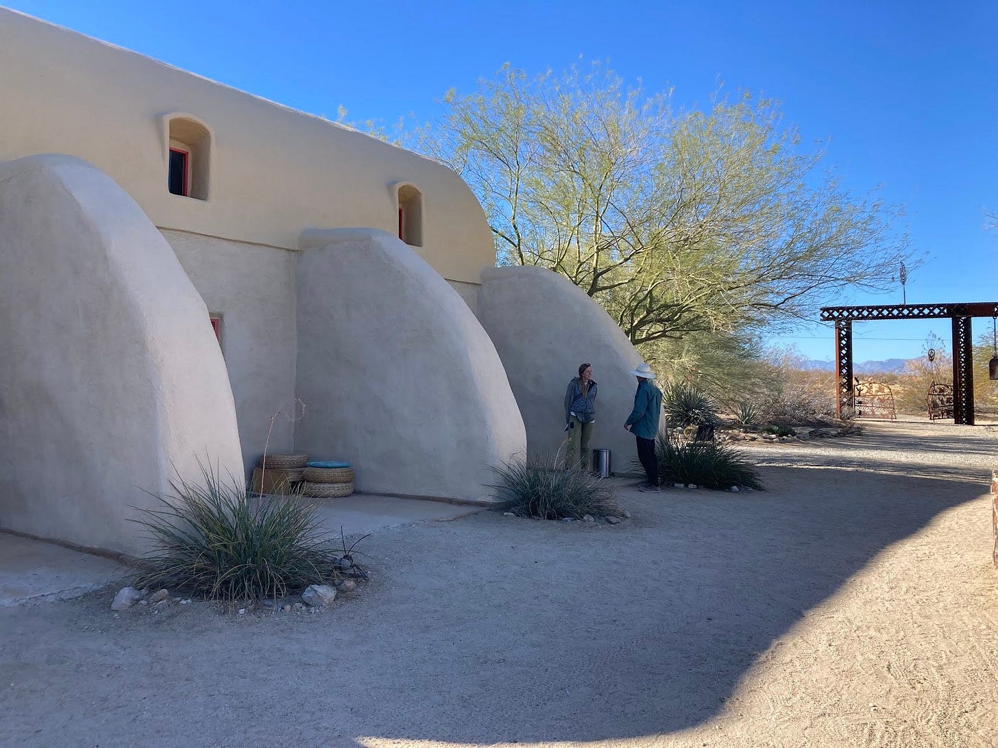Photo of a building in the desert