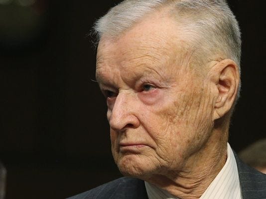 Dette billede har en tom ALT-egenskab (billedbeskrivelse). Filnavnet er Brzezinski_mummy.jpg Dette billede har en tom ALT-egenskab (billedbeskrivelse). Filnavnet er Brzezinski_mummy.jpg