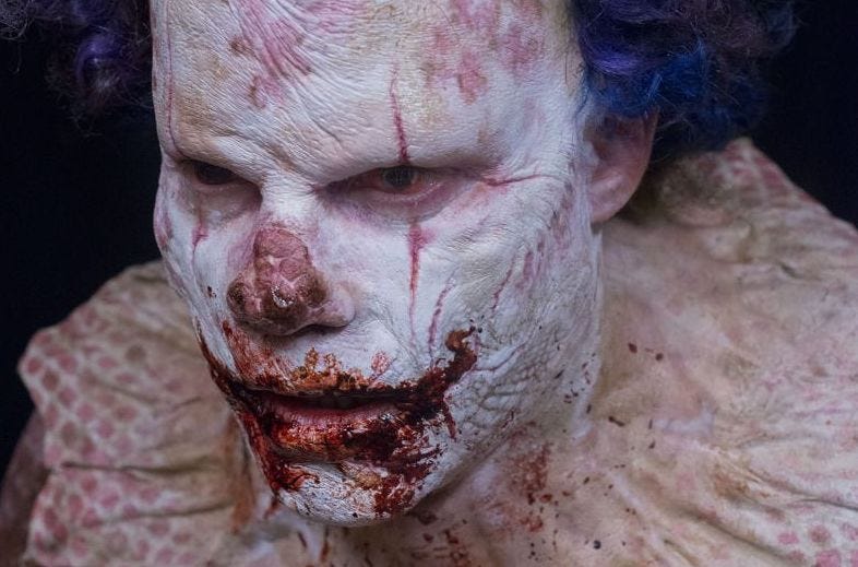 eli roth clown eating movie images 2016 eli roth clown eating movie images 2016