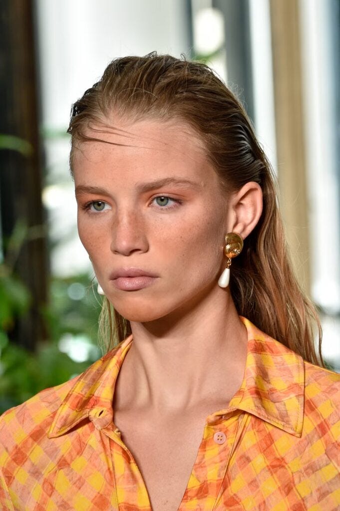 Inspiração para a tendência Ghost Lashes.