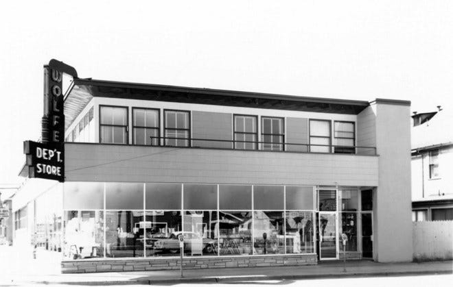 Wolfe’s Department Store at 5th and C street in 1950, Anchorage, Alaska.