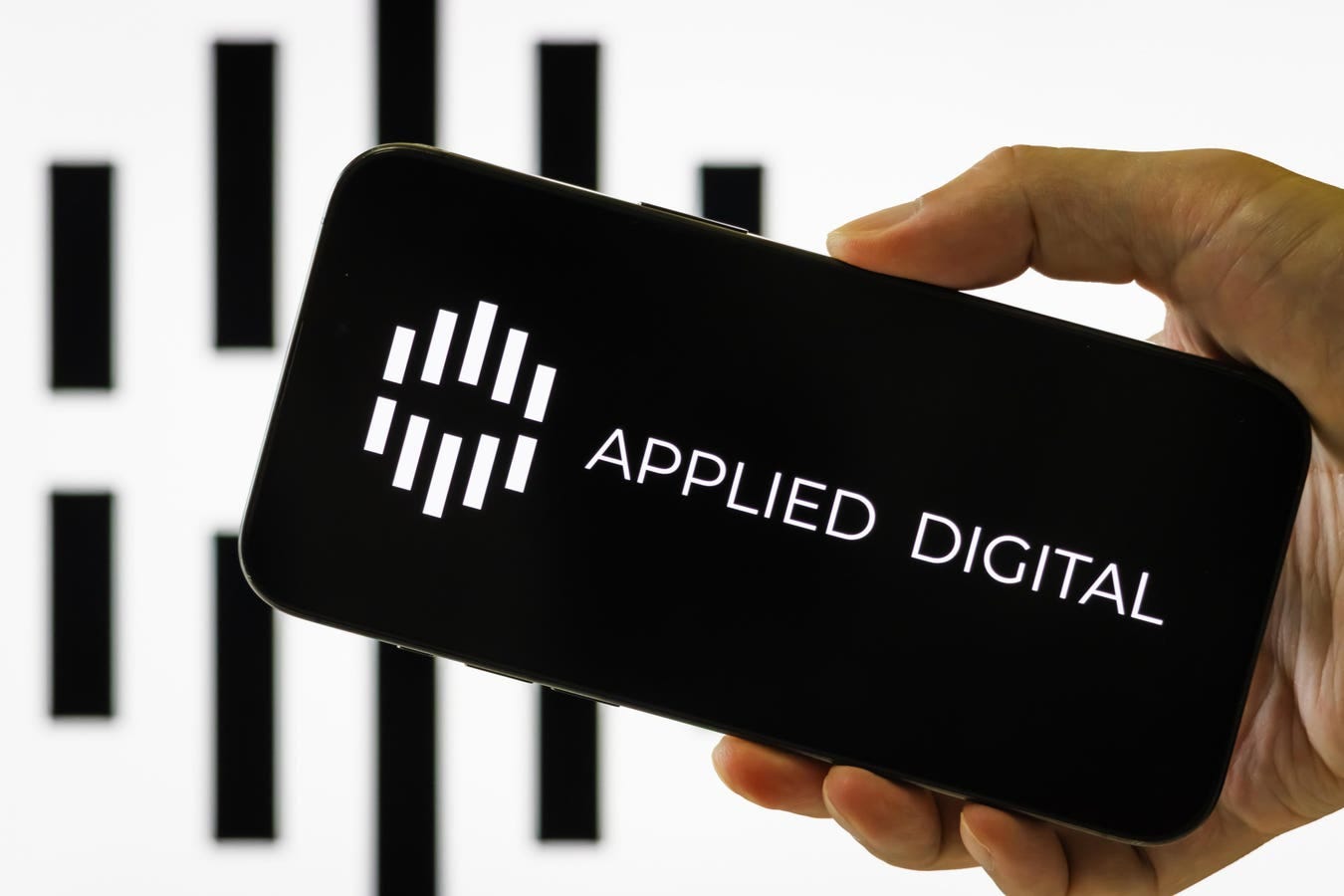 Applied Digital Stock: Valuing The AI Infrastructure Play