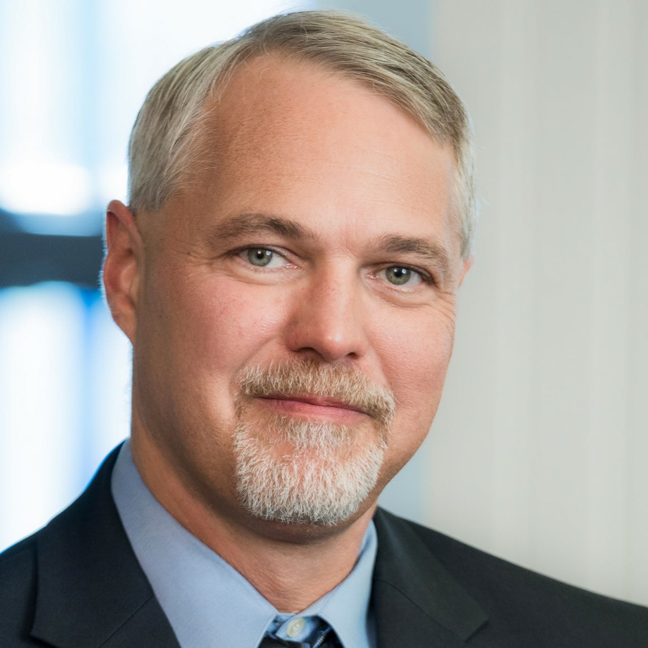 The Eel-Filled Hovercraft