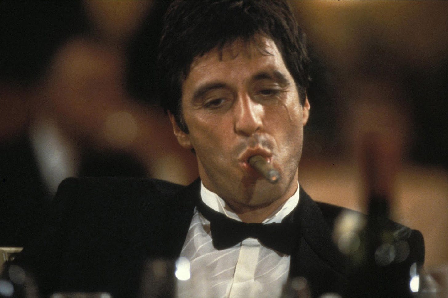Smoking Cigars like Tony Montana – EGM Cigars