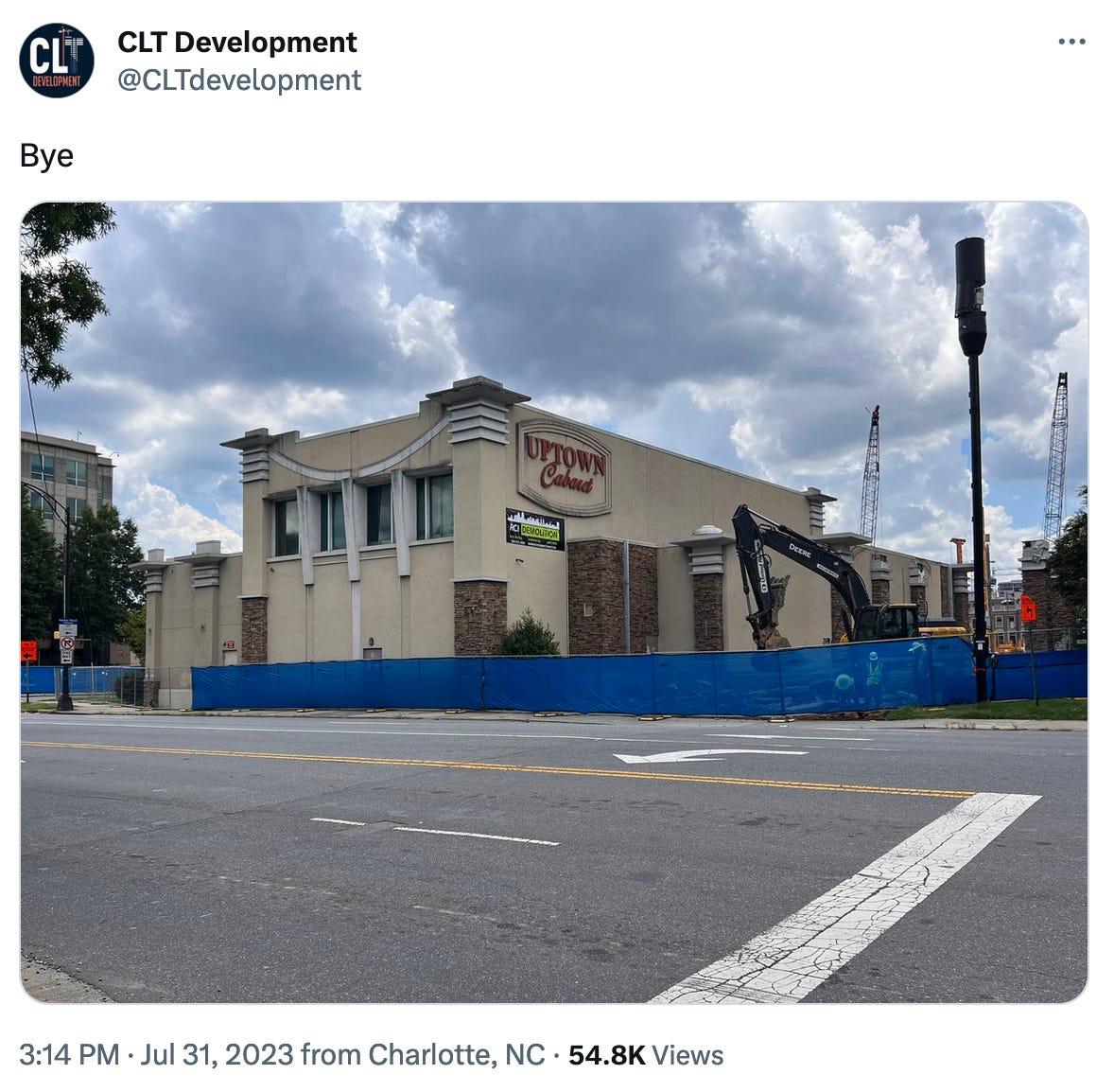 tweet of the uptown cabaret saying "bye"